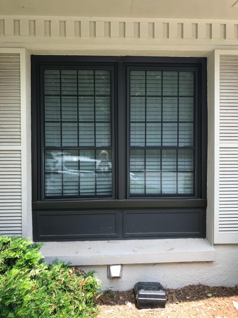2000 Series Bronze double hung twin