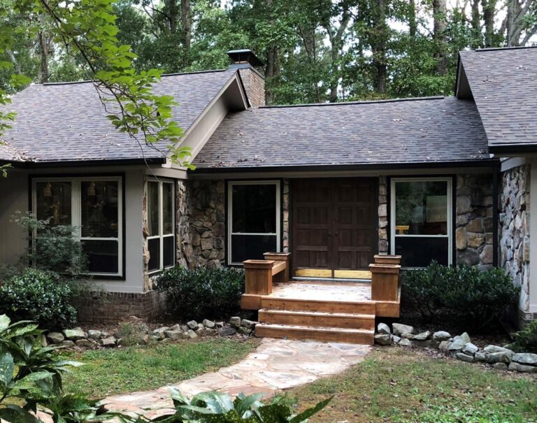 700 tan oriel Lawrenceville