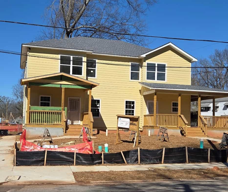Vinyl replacement windows installed on Georgia residential home